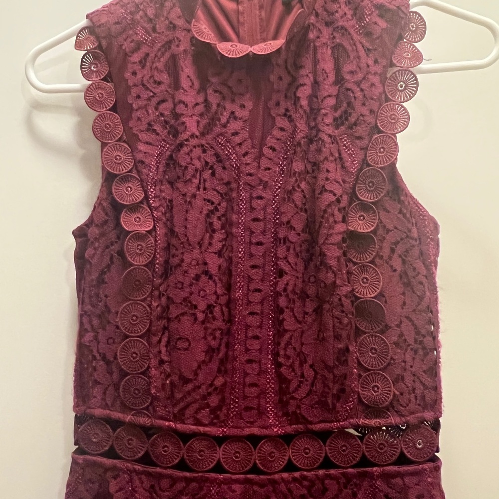 Burgundy Cocktail Lace Dress